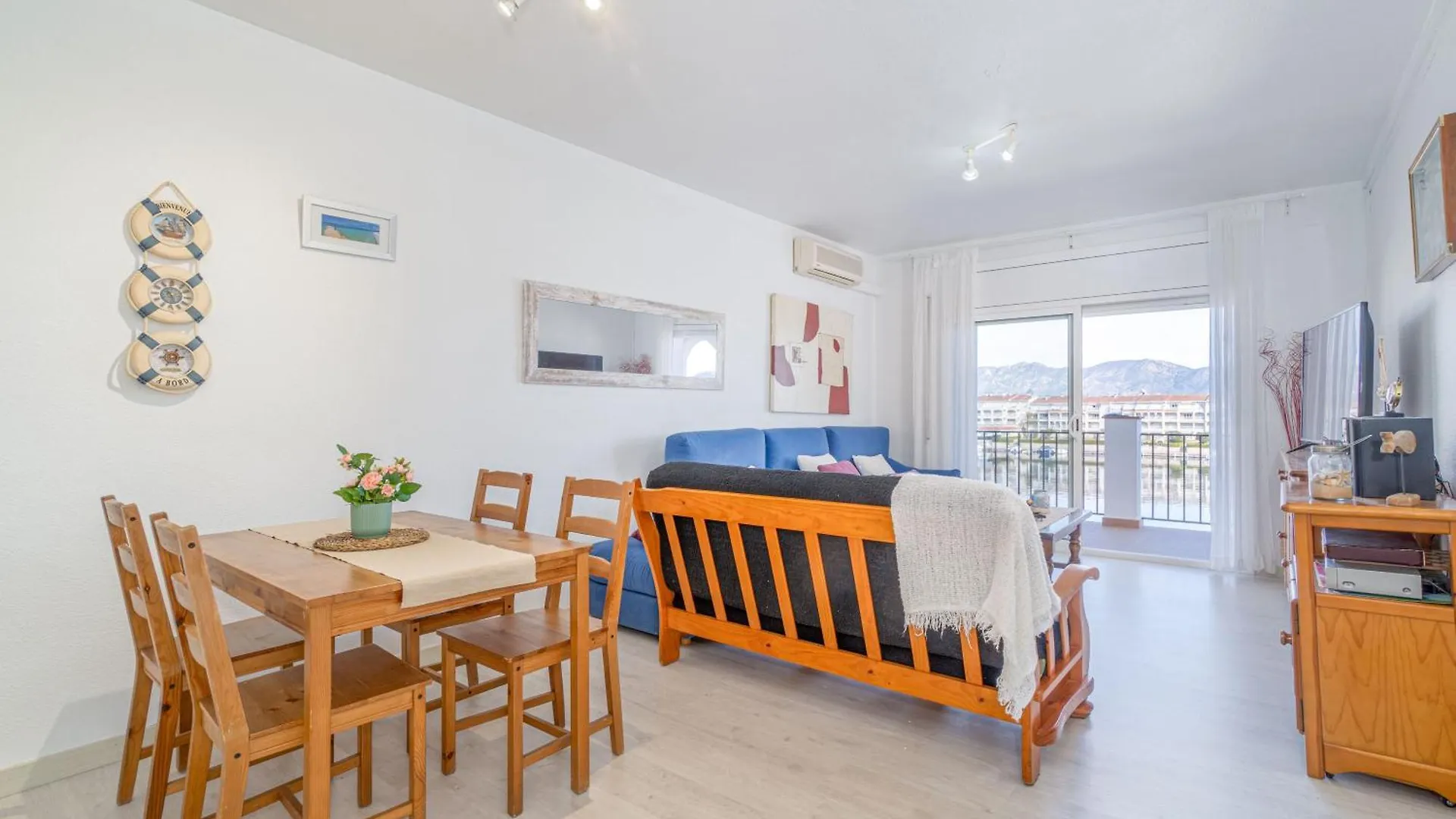 Apart-Rent Apartamento Sant Maurici 0136 Empuriabrava Apartman